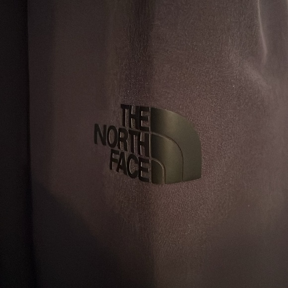 The Northface Windfall men’s 2XL gray jacket - Picture 2 of 16